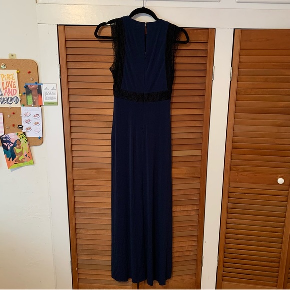 BCBGeneration Formal Gown - Picture 5 of 5